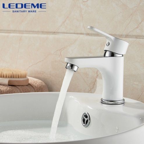 L1003W Cмеситель для умывальника белый